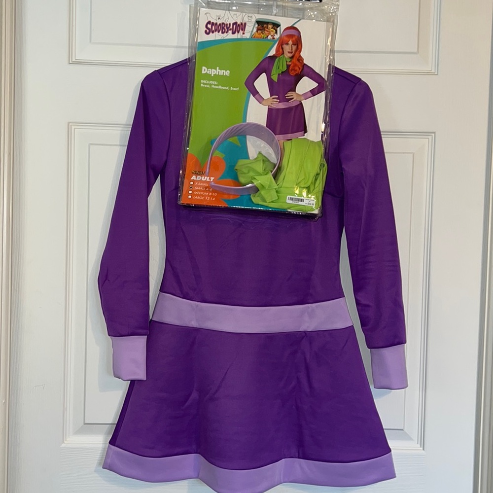 NWT Daphne Halloween costume